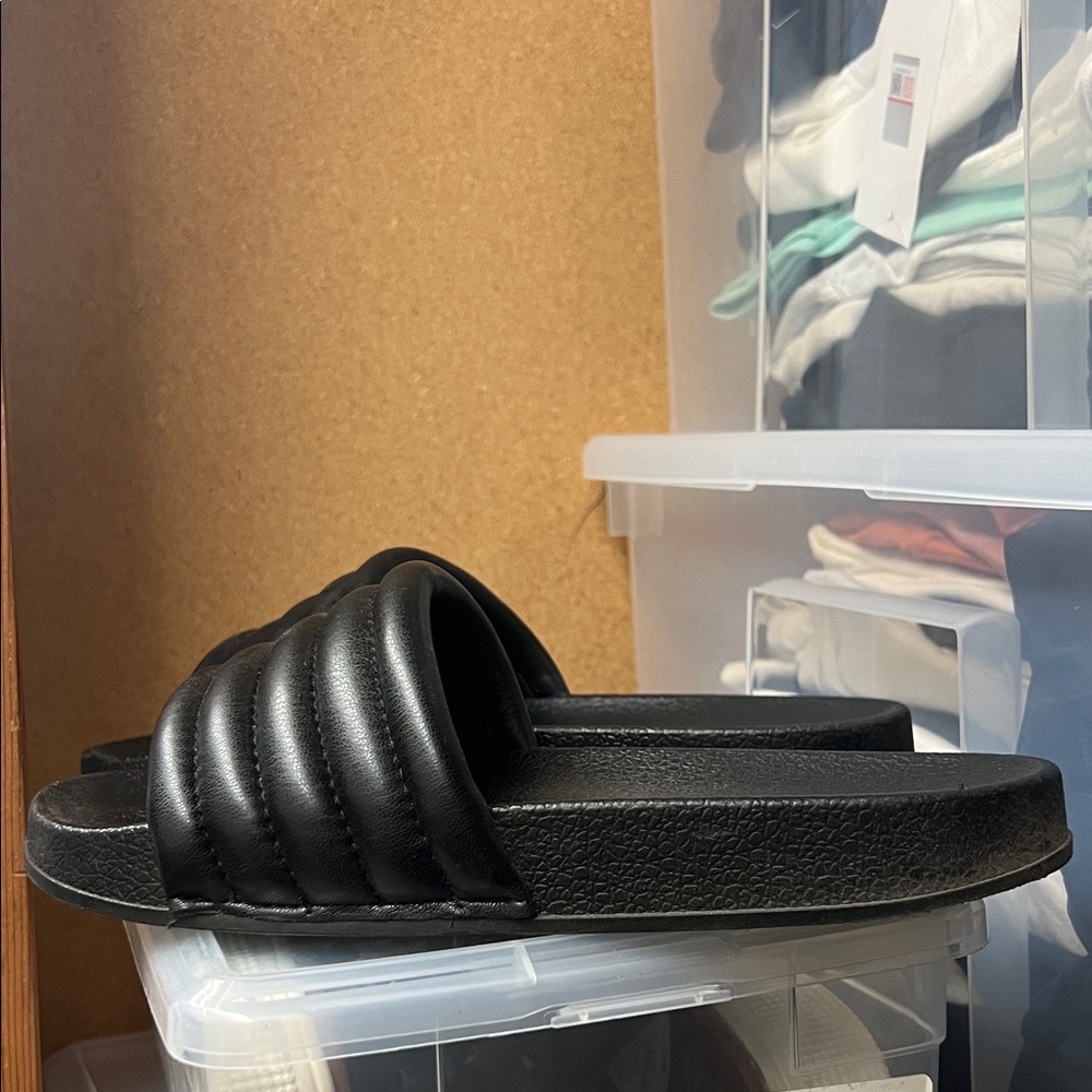 Steve Madden Black Slide Sandals